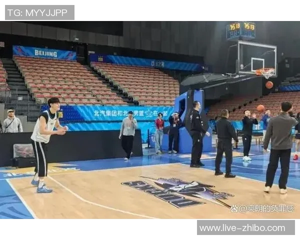 北京依靠翟晓川罚球稳住胜局陈盈骏状态回暖助力球队表现出色