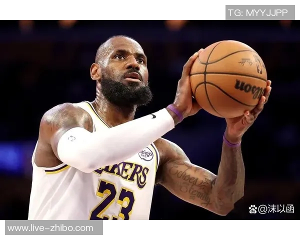 费尔斯期待与湖人交锋渴望在赛场上对决詹姆斯 费尔斯期待与湖人交锋渴望在赛场上对决詹姆斯