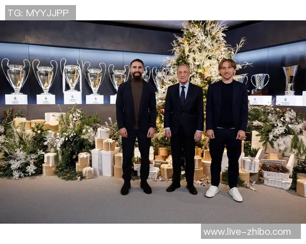 阿隆索称换人调整成效显著姆巴佩恢复训练有望对阵巴萨 阿隆索称换人调整成效显著姆巴佩恢复训练有望对阵巴萨